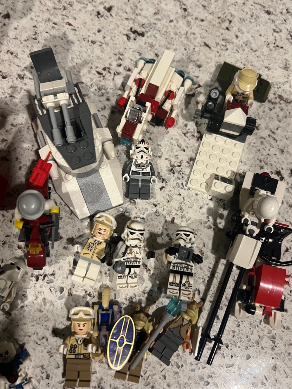 Star Wars, Avengers and many more LEGO lot